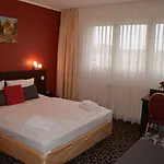 Hotel Atlas 3*