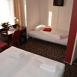 Hotel Atlas 3*